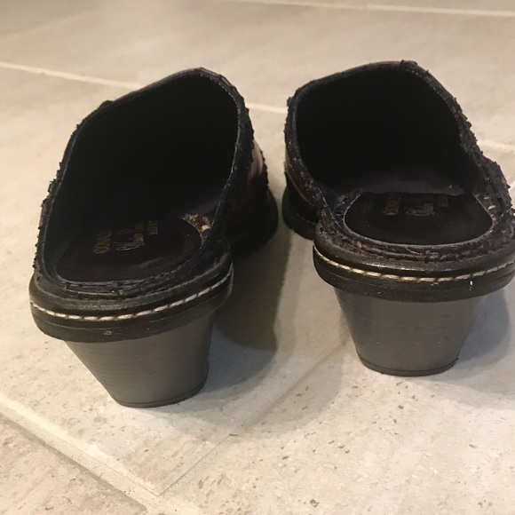 Donald J. Pliner Shoe Boots - Picture 2 of 6